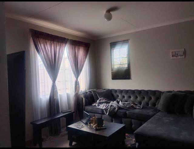 2 BEDROOM HOUSE FOR SALE IN SKY CITY